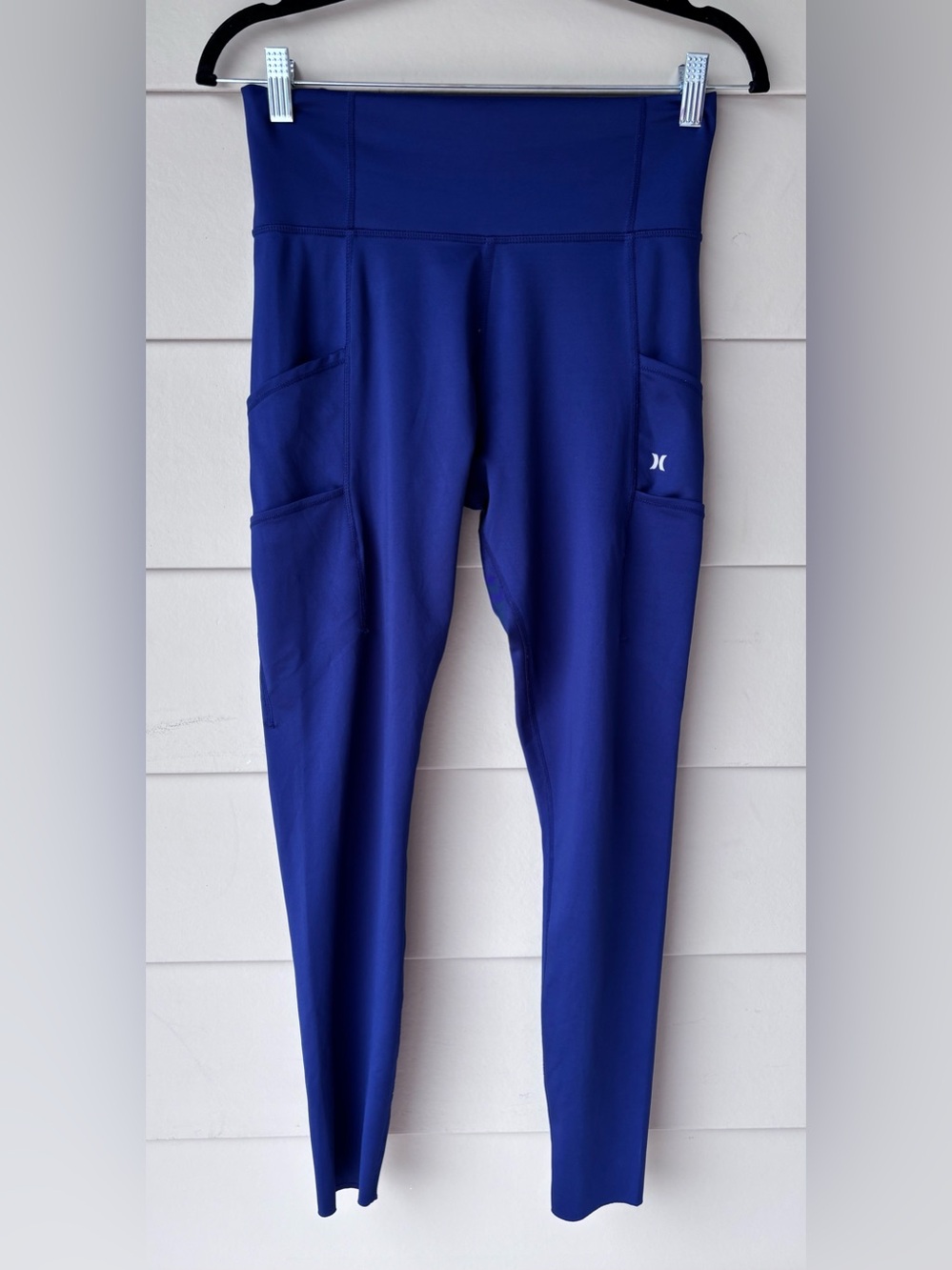 Hurley Navy Blue Leggings – With Pockets! – Size Medium